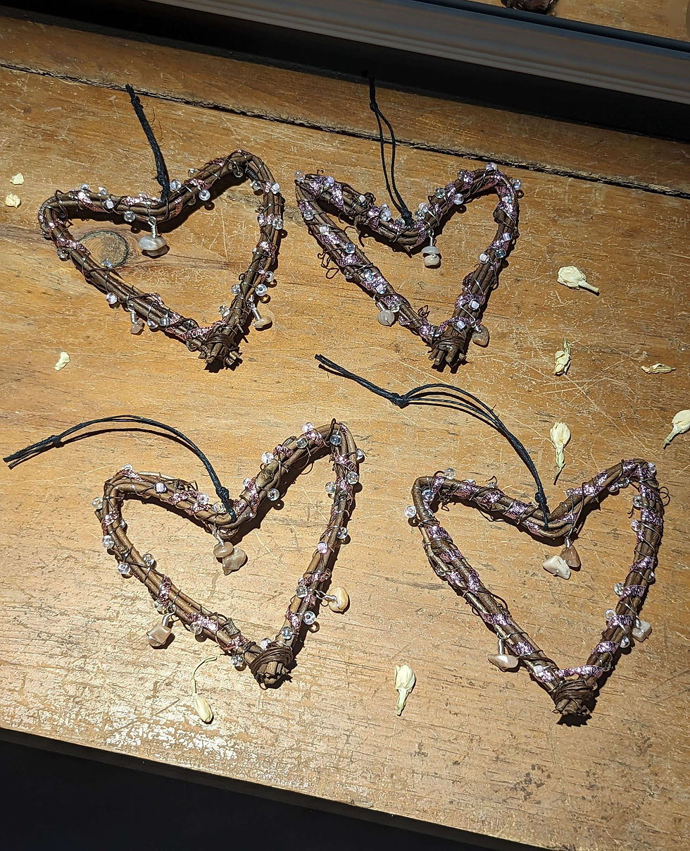 Thumbnail: Sunstone Heart Wall Decoration