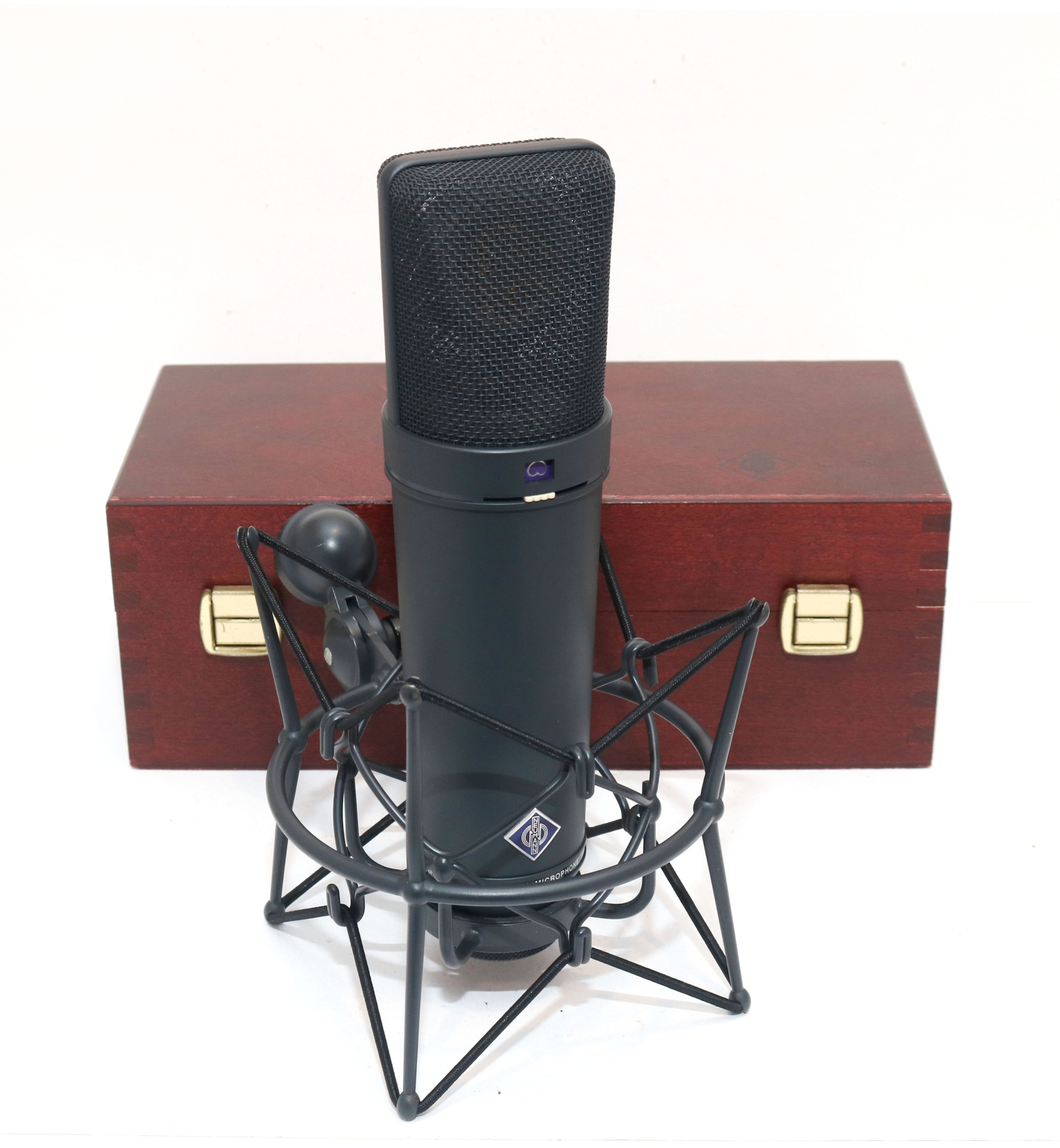 Neumann U87Ai Microphone (mt)
