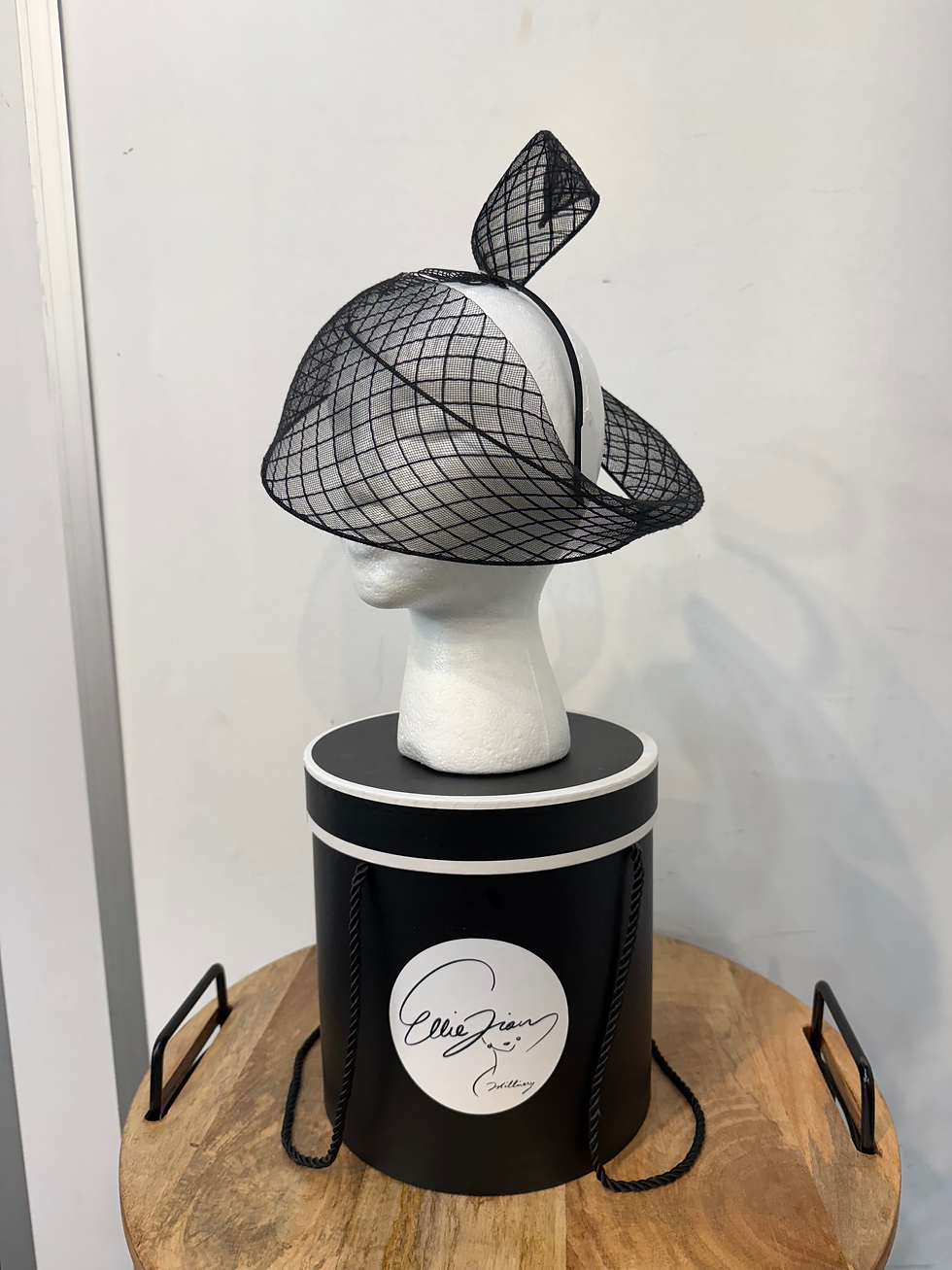 Thumbnail: Visor Veil Headpiece - Black with Box