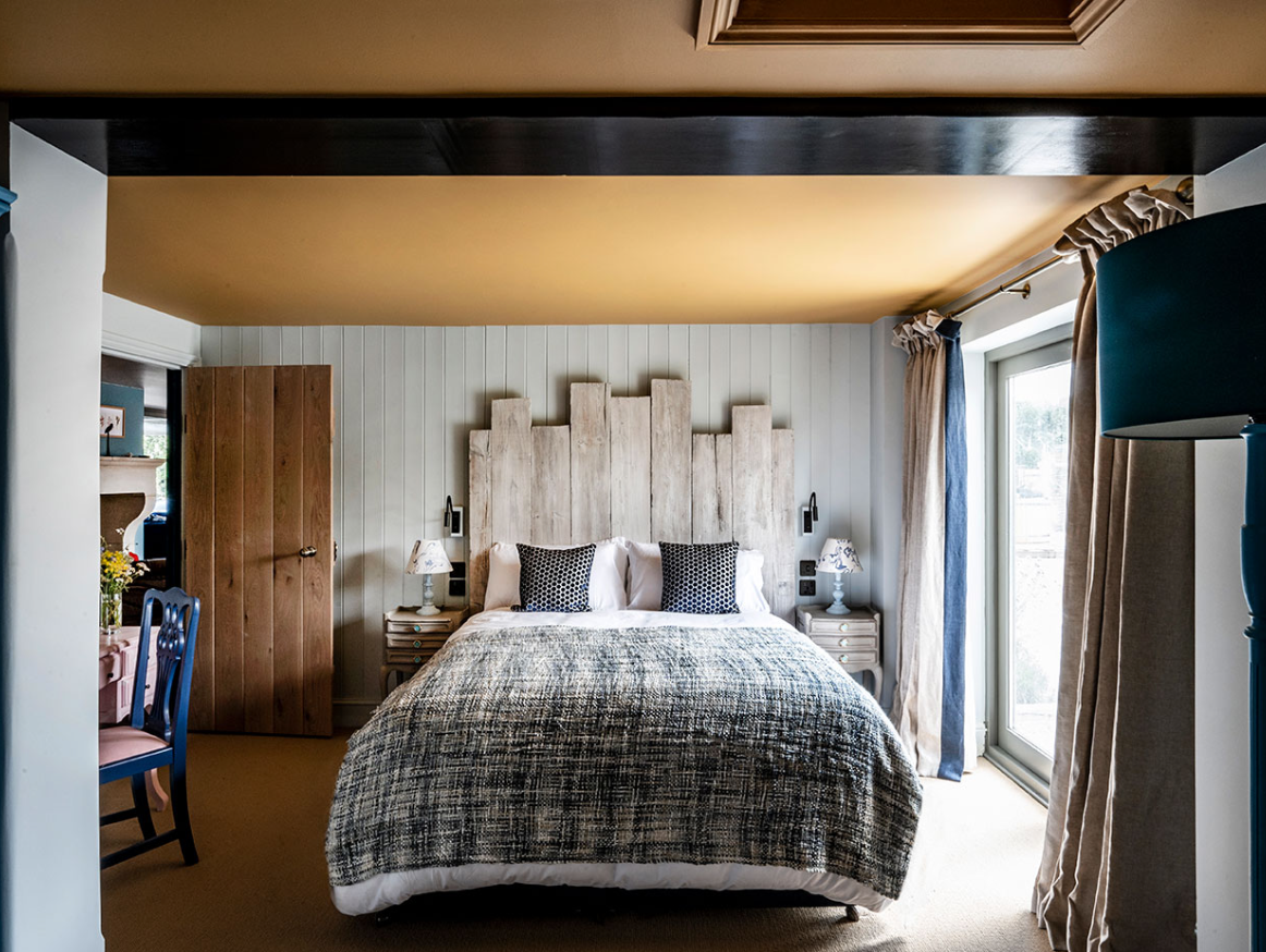 TERN - Twin Room £895 pp