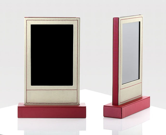 leather displays for hotels