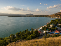 Lake Sevan clean-up pledge draws attention to a wider water crisis