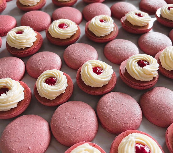 Beet Root Shell with Lemon butter filling Raspberries pruee1.jpg