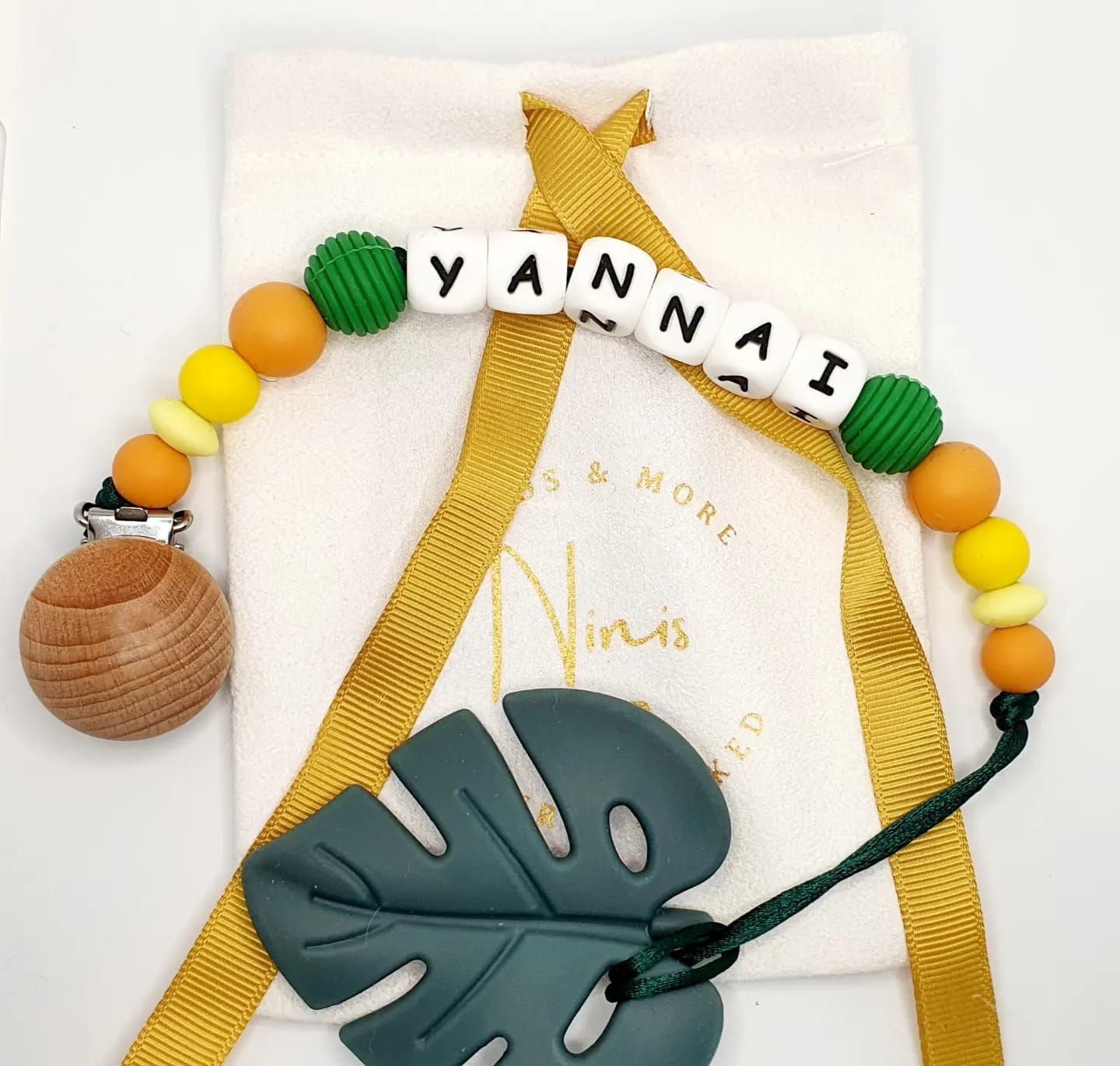 מחזיק מוצץ/נשכן ינאי