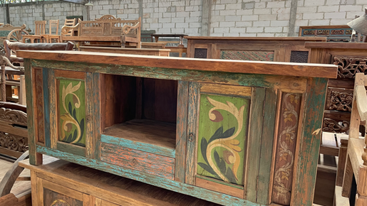 Antique & Reclaimed Furniture