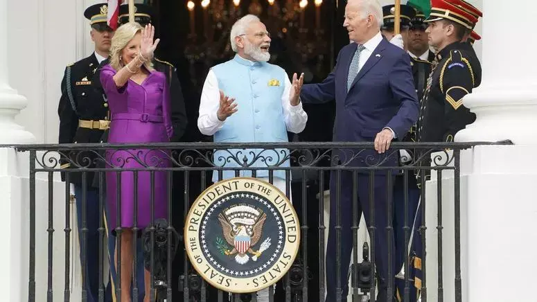 Biden sedueix l'Índia amb acords militars per contrarestar la influència de Putin 