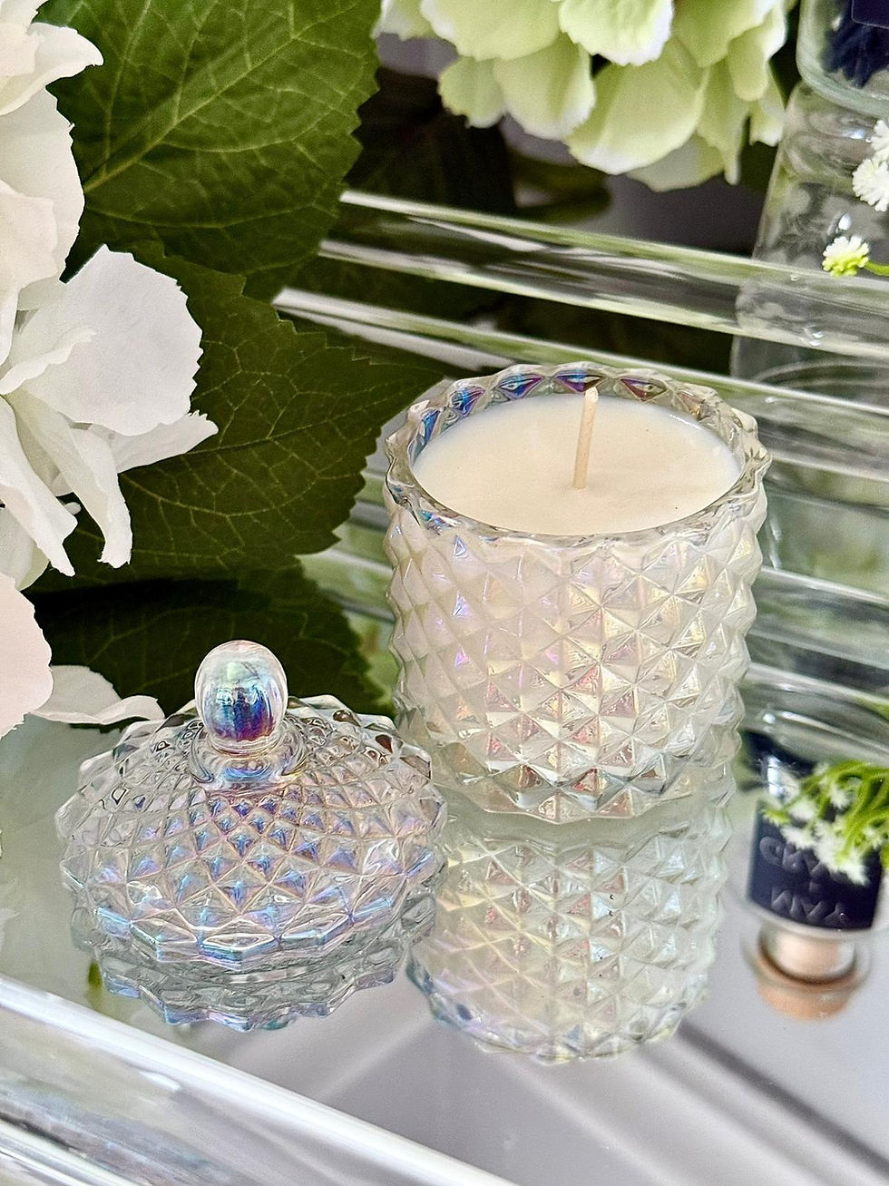 Thumbnail: Baby Pearlescent Lidded Glass Vegan Candle