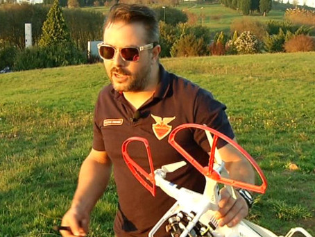 INFORME EN V (V televisión) entrevista a Garacopter. "Los drones aplicados al audiovisual"