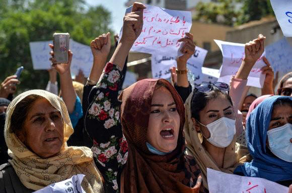 [Today's Prayer] Afghan Women Arrested for "Hijab Violations"; Two Killed During Protest Crackdown