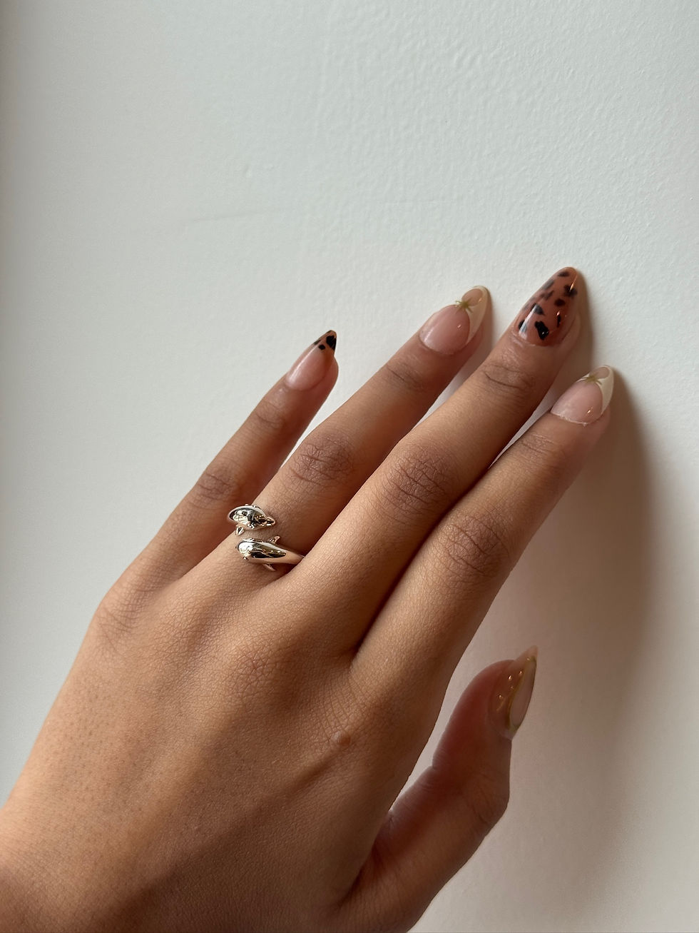 Thumbnail: Twin Serpent Band