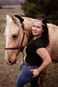 Senior photography session Morrisville Missouri