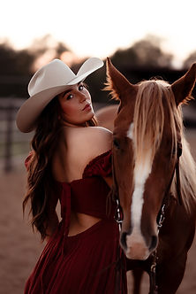 Senior portrait photographe Bolivar Missouri