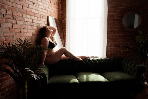 Bolivar Missouri boudoir photographer