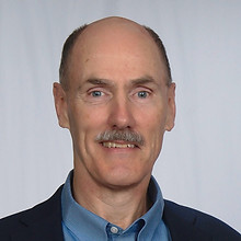 Glenn Russell, Broker