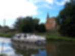 Église et canal