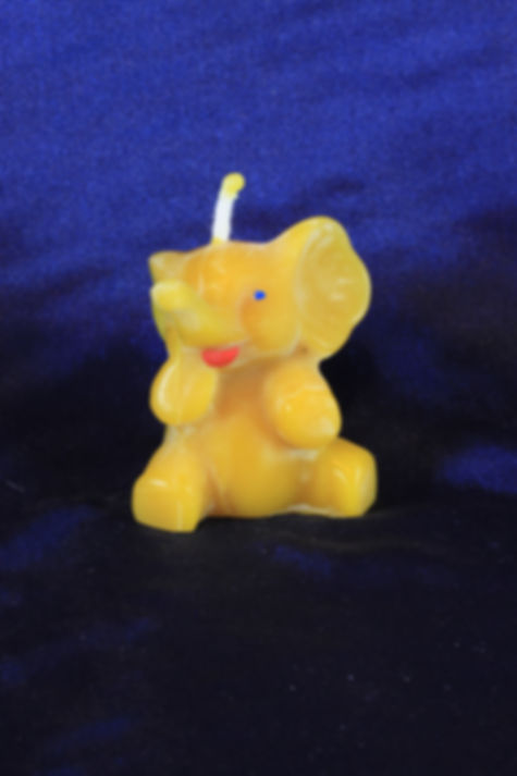 20125040 Elefant sitzend bemalt