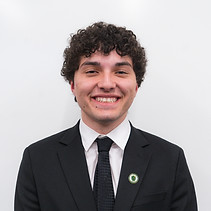 Pi Headshot-12.jpg