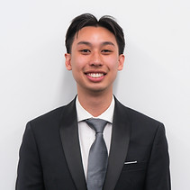 Pi Headshot-16.jpg