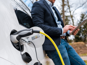 La sostenibilidad al alcance de tu hogar: 4 beneficios de tener un punto de recarga