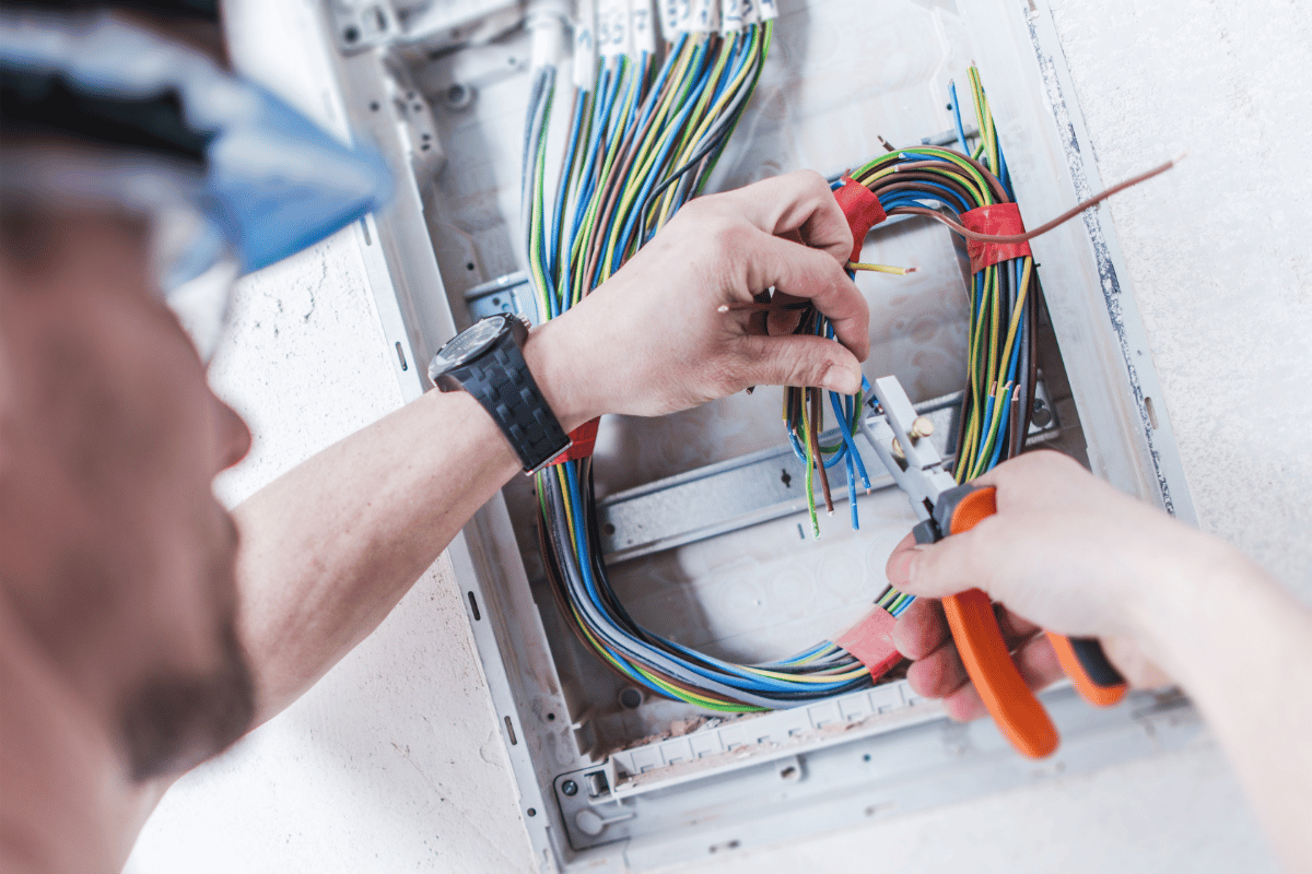 Renovación de la instalación eléctrica: ¿Cómo saber si necesitas un nuevo boletín eléctrico?