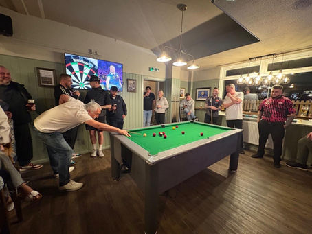 Admiral Taverns Celebrates 100th Meet the Pro’ Pool Evening
