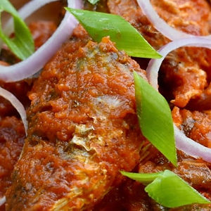 Half Tray Fried Fish Stew