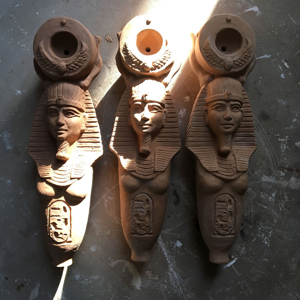 MW10_HatshepchutePipeTrio