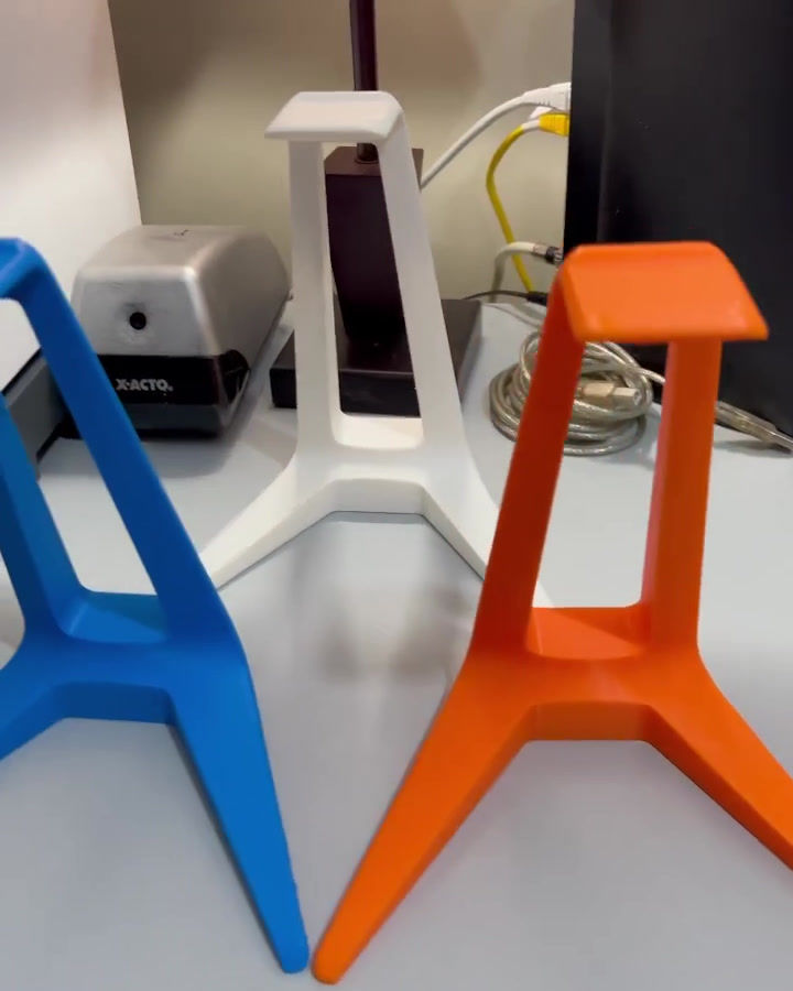 Thumbnail: 3D Printed Headphone Stand