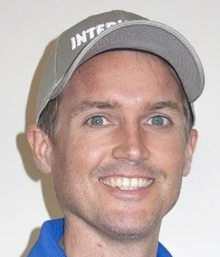 andrew head shot 2.jpg