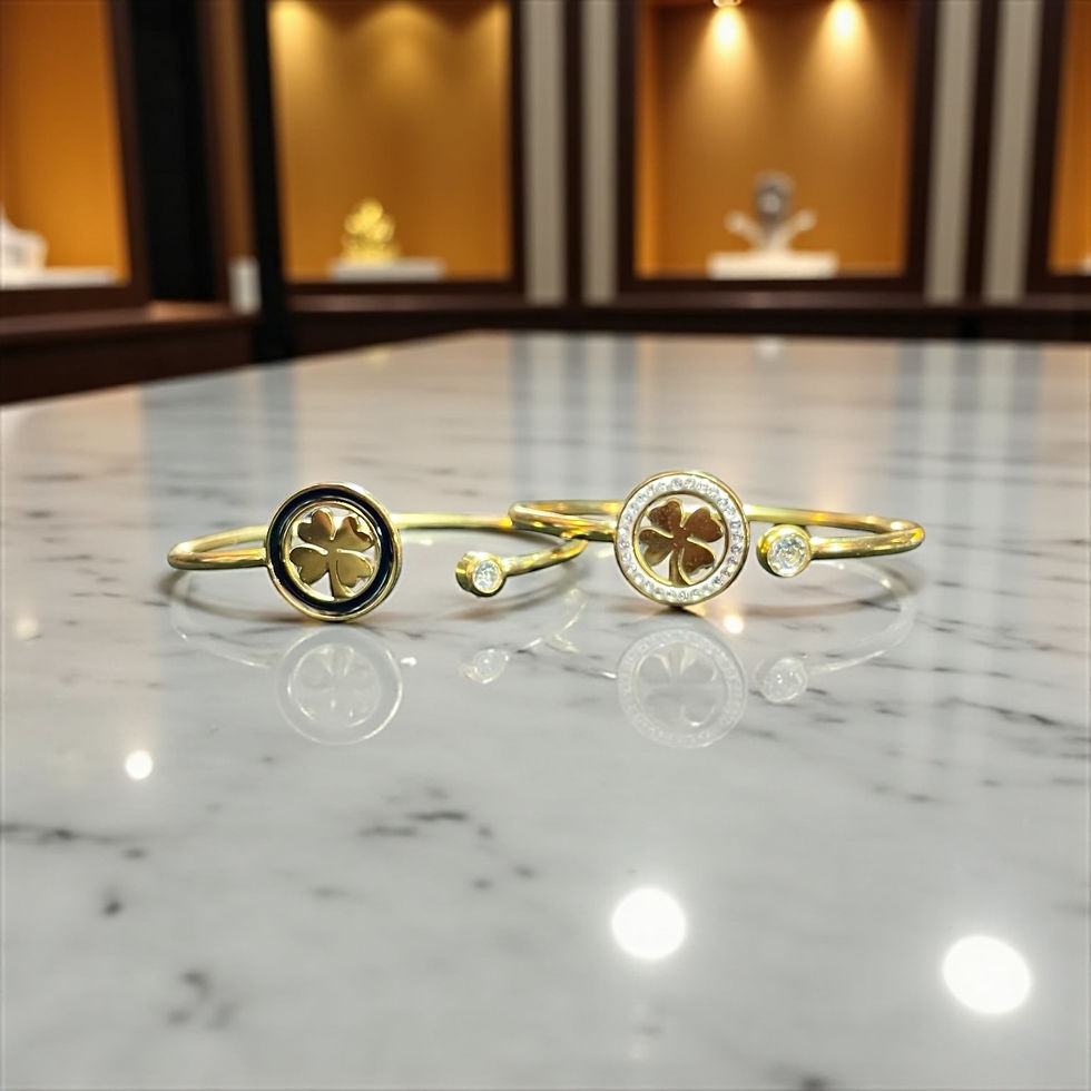 Thumbnail: Minimalist Cuff Style 4-Leaf Clover Bangle Bracelet