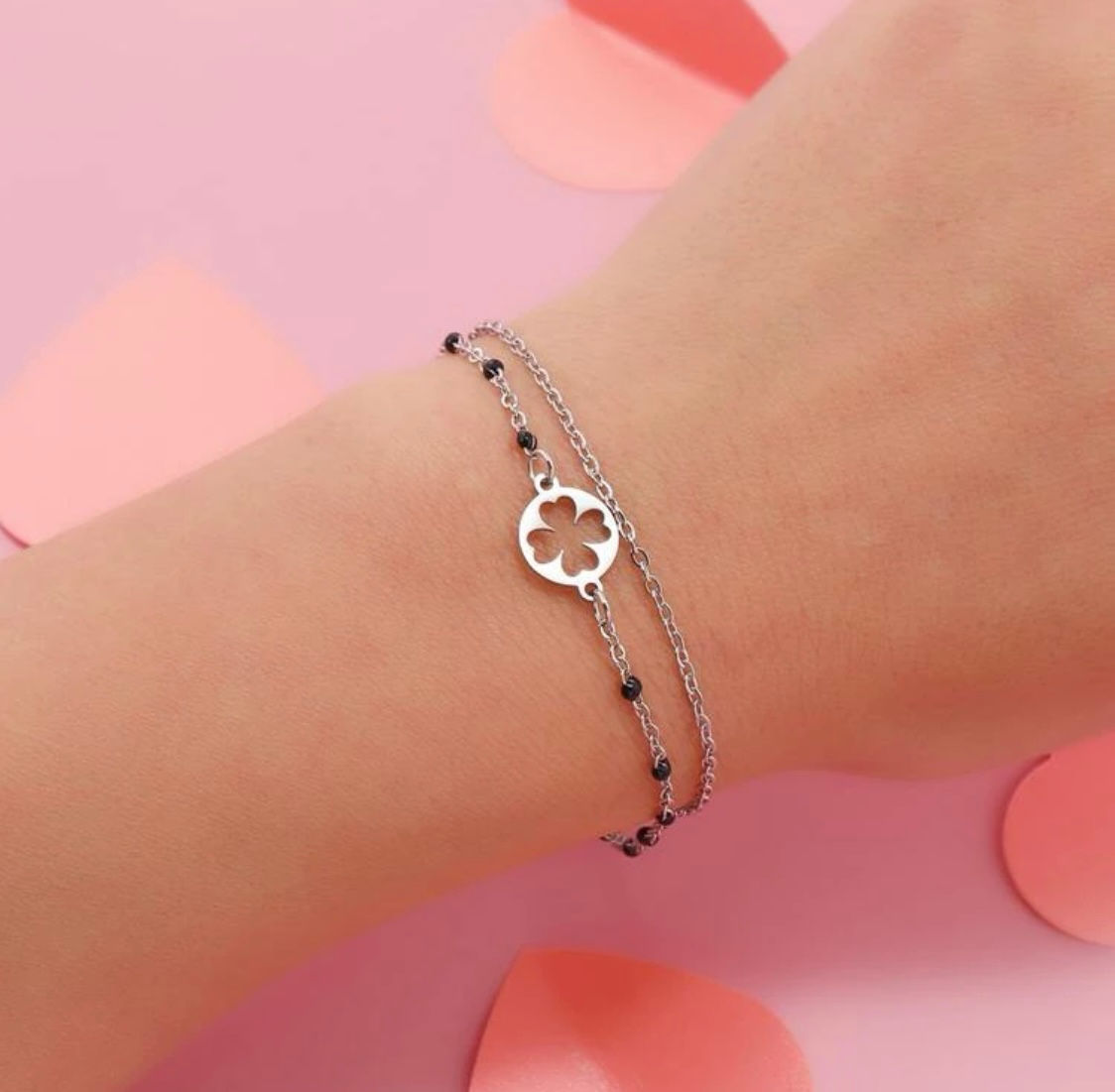 Delicate Silver & Black Bead Silver 4-leaf-clover cutout bracelet