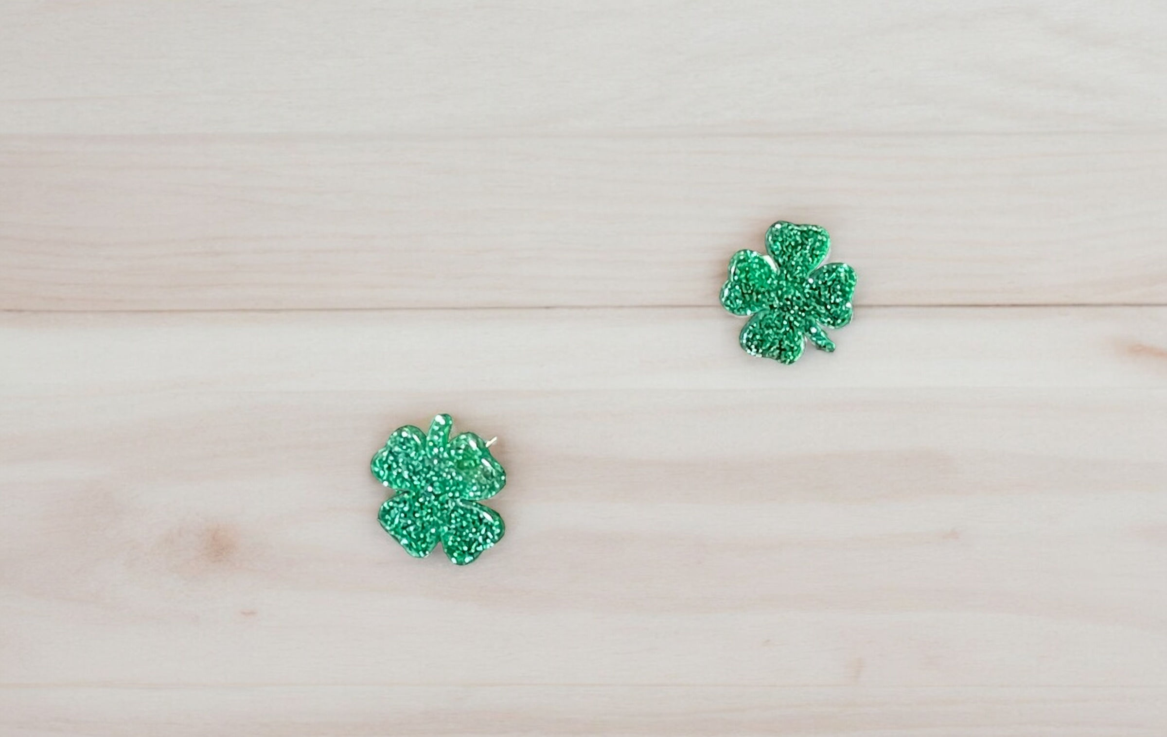 Small Glittery 4-Leaf Clover Stud Earrings