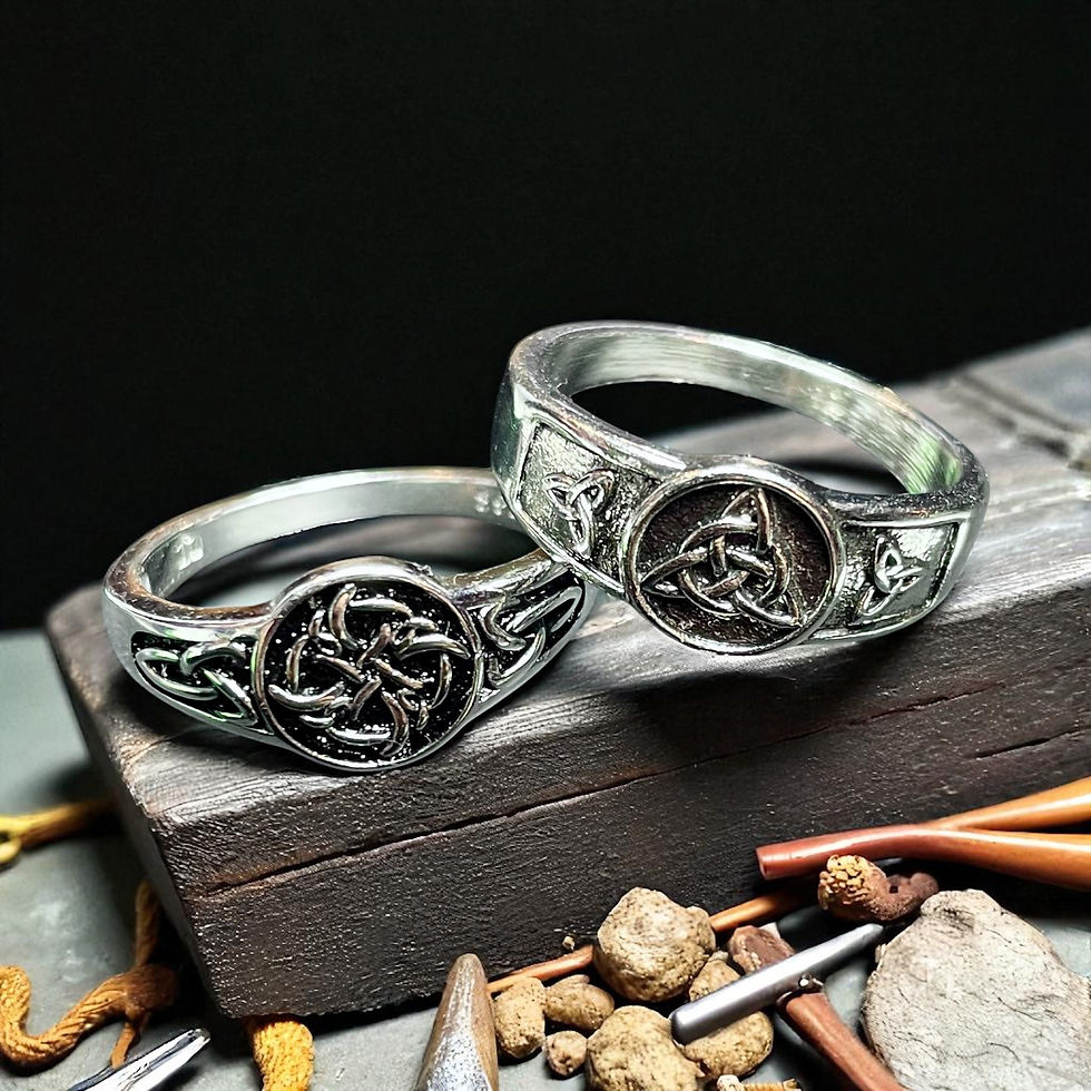 Thumbnail: Celtic Knot Traditional Ring