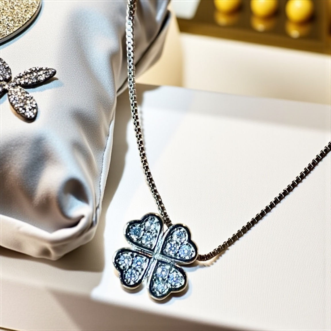 Simple Silver & Rhinestone 4-leaf Clover Necklace