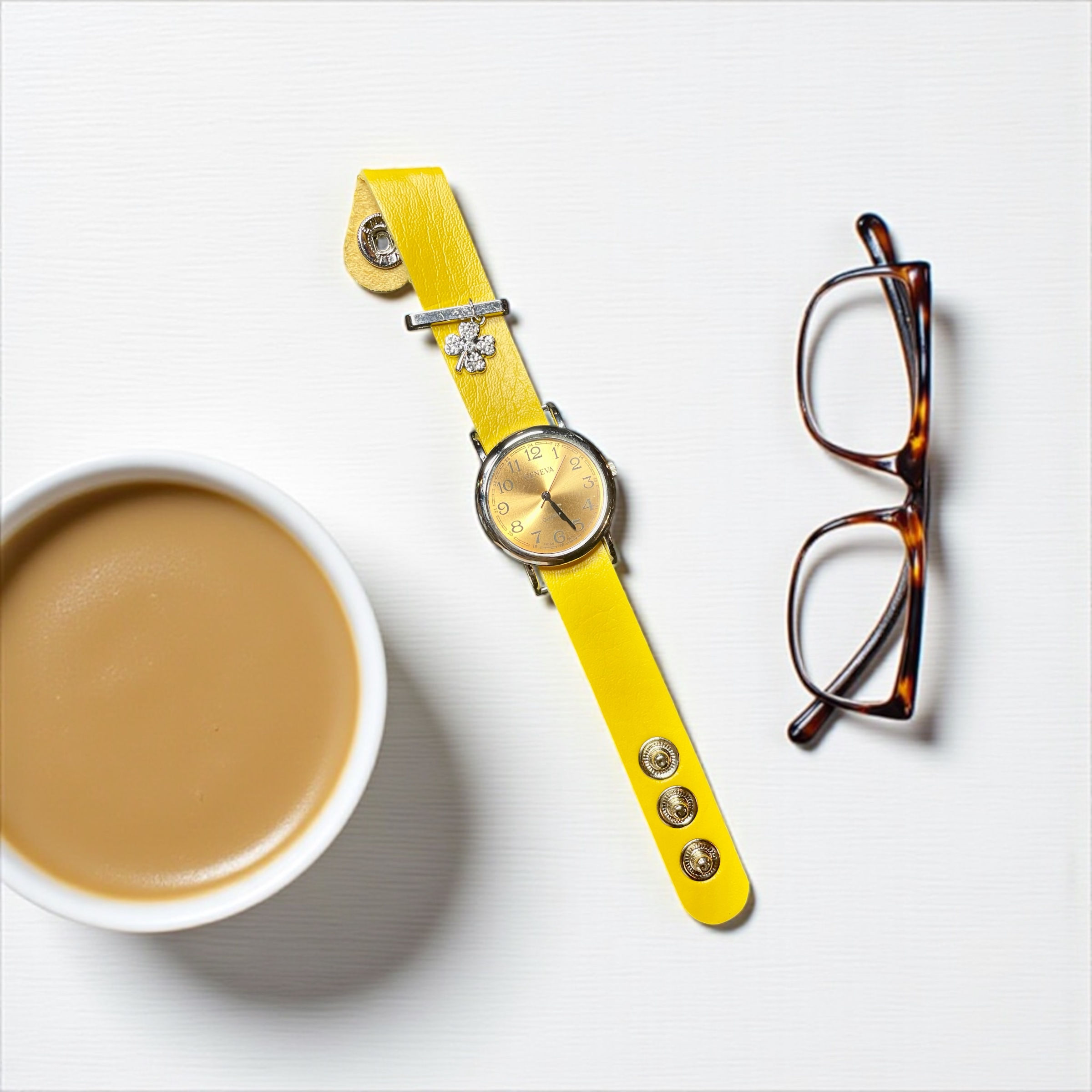 VIBRISH-Yellow Snapping Watch with Yellow Face & Bling Charms