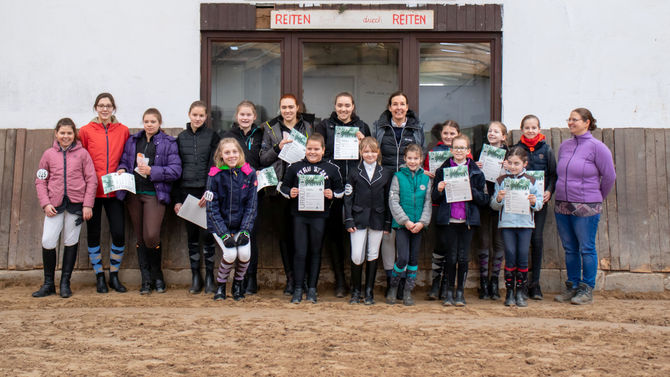 Abnahme des Reitabzeichens beim Reitverein Lindlar am 17.03.2019
