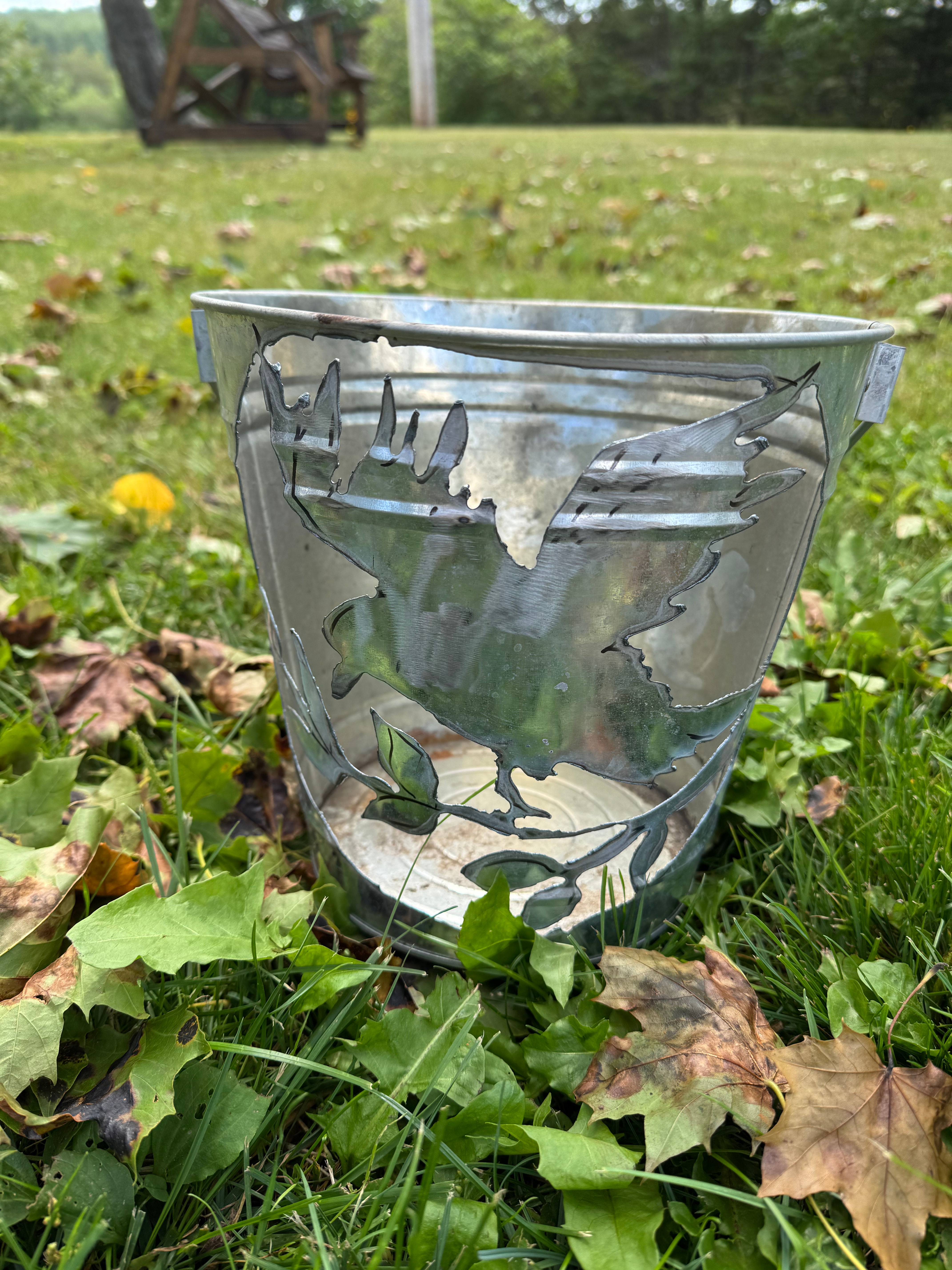 Crow bucket luminary 