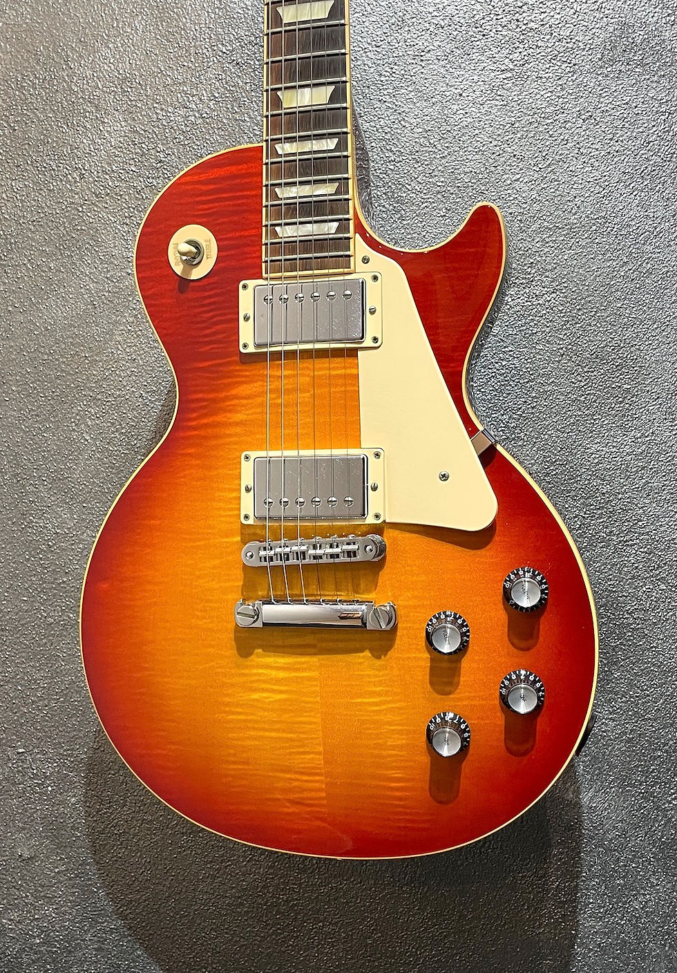 GIBSON Les Paul Standard Cherry Sunburst 2012