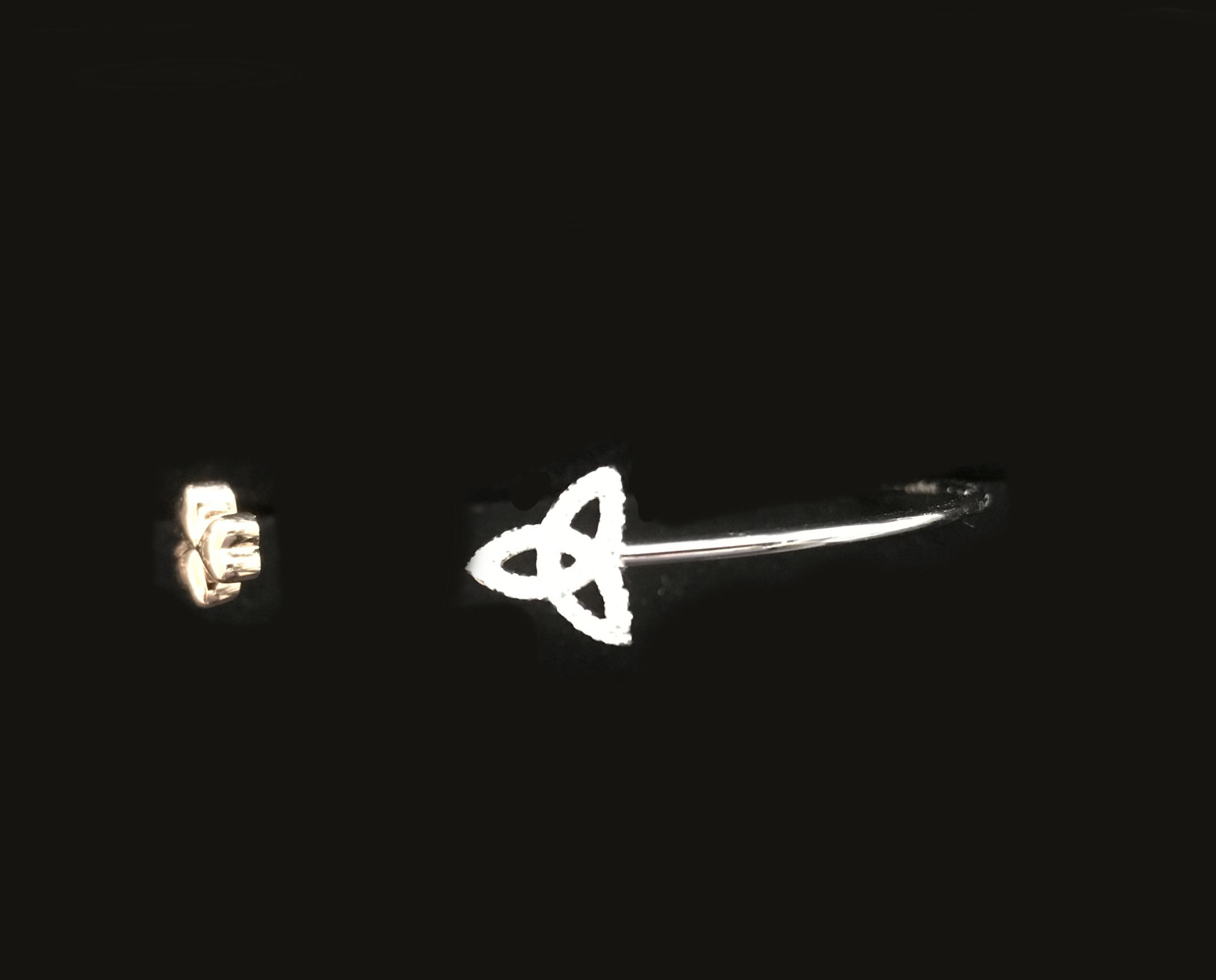 Trinity and Shamrock Wire Bangle