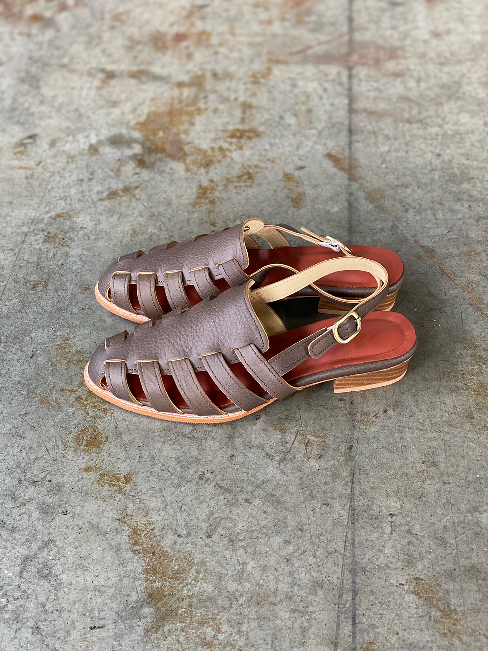 Thumbnail: Angola Slingback