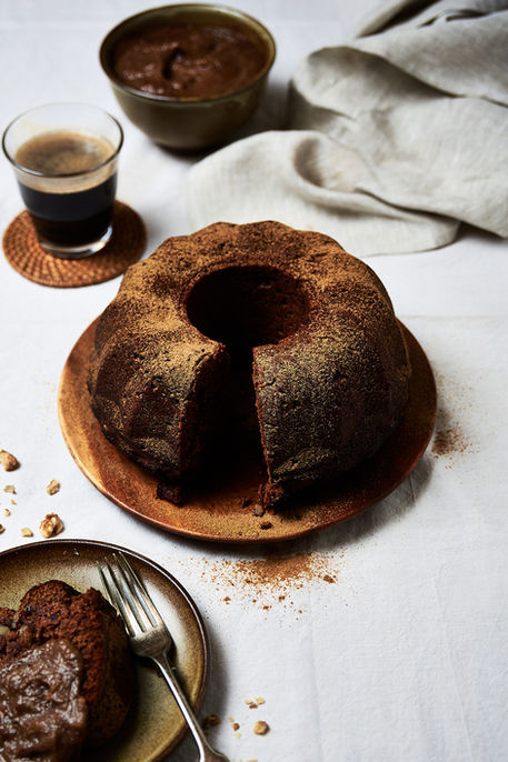 Vegan date and walnut bundt cake with caramel sauce 