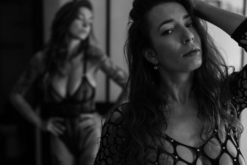 emel marie nadja portrait bnw