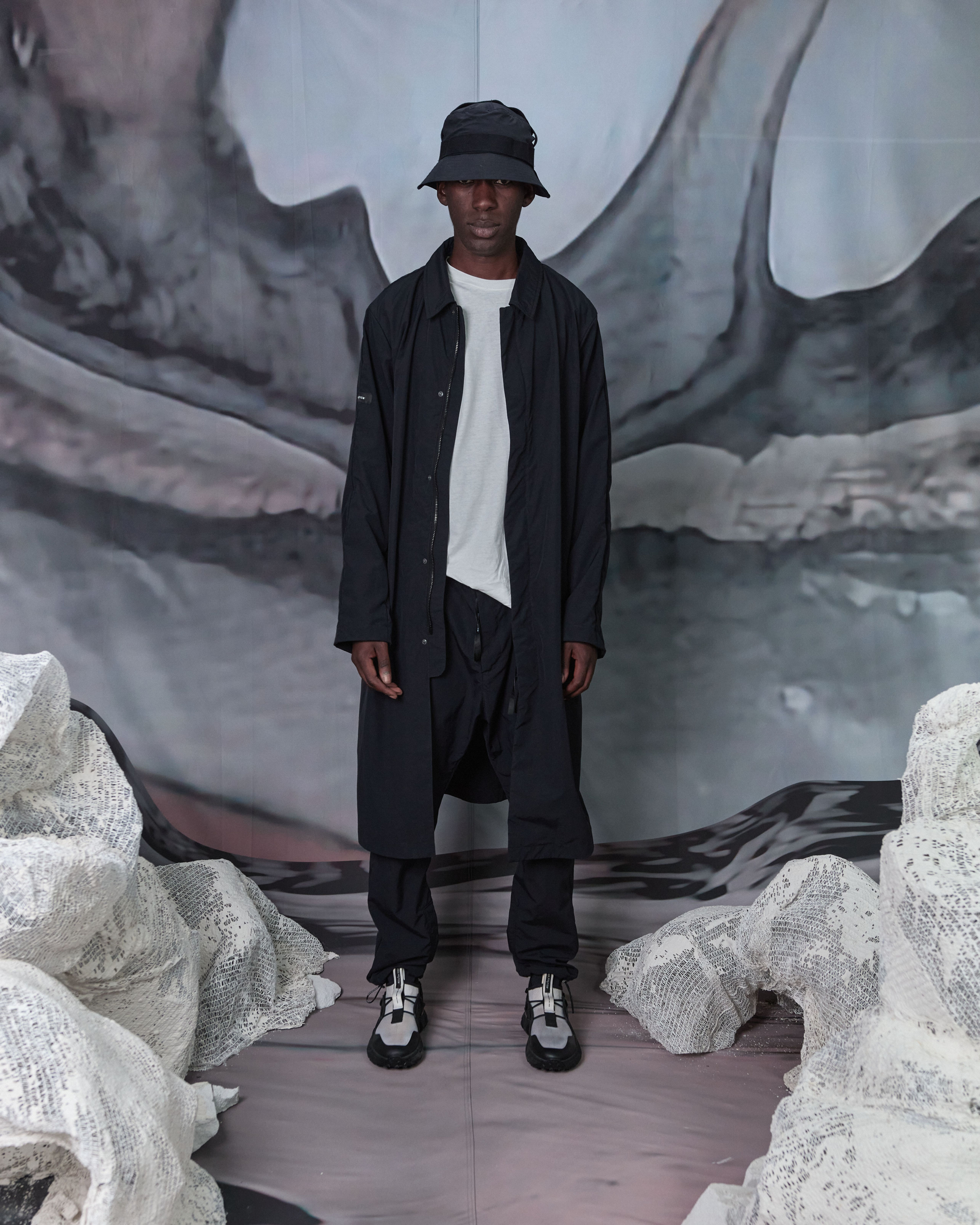 J21_MENHI_BLACK_0123