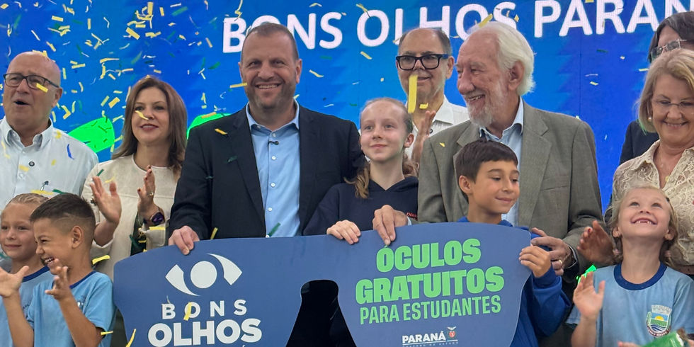 Rogério Carboni participa do lançamento da expansão do programa Bons Olhos Paraná, que amplia o acesso gratuito à saúde ocular para estudantes da rede pública.