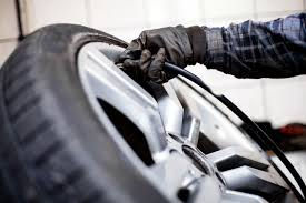TIRE & WHEELS