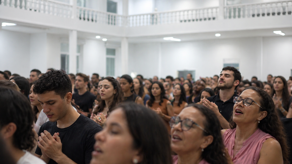 igreja-adorando.png