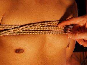 M4M bondage
