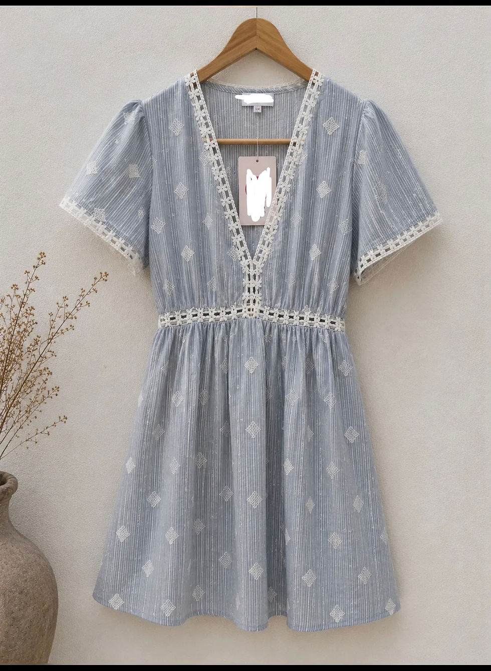 Miniature : Robe courte bleu ciel dentelle POMMIER