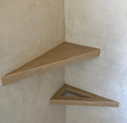 Portes-savons en mortex, incrustés dans les murs, douche à  l'italienne, Mortex, béton ciré.