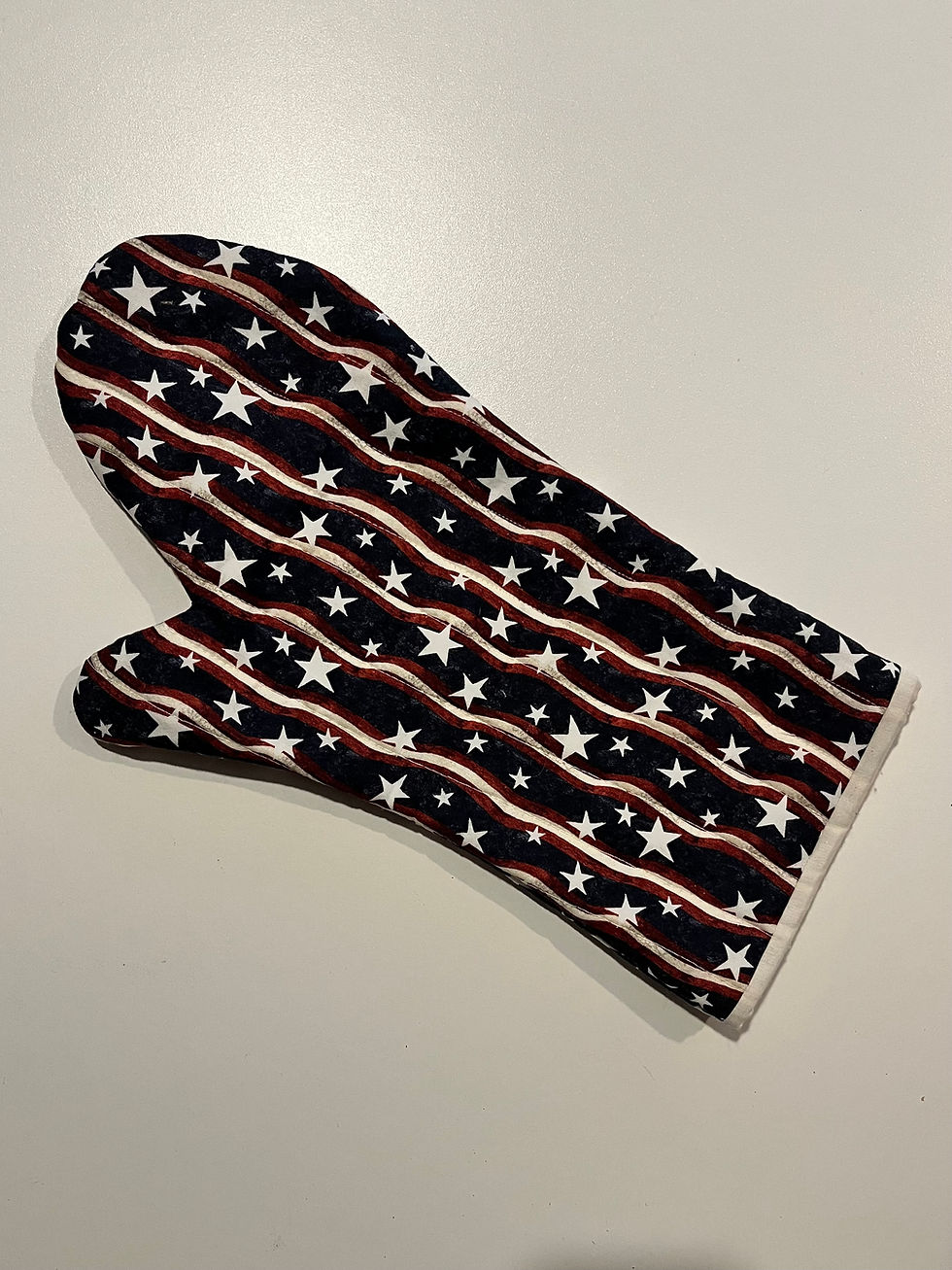Thumbnail: Patriotic Oven Mitt Set